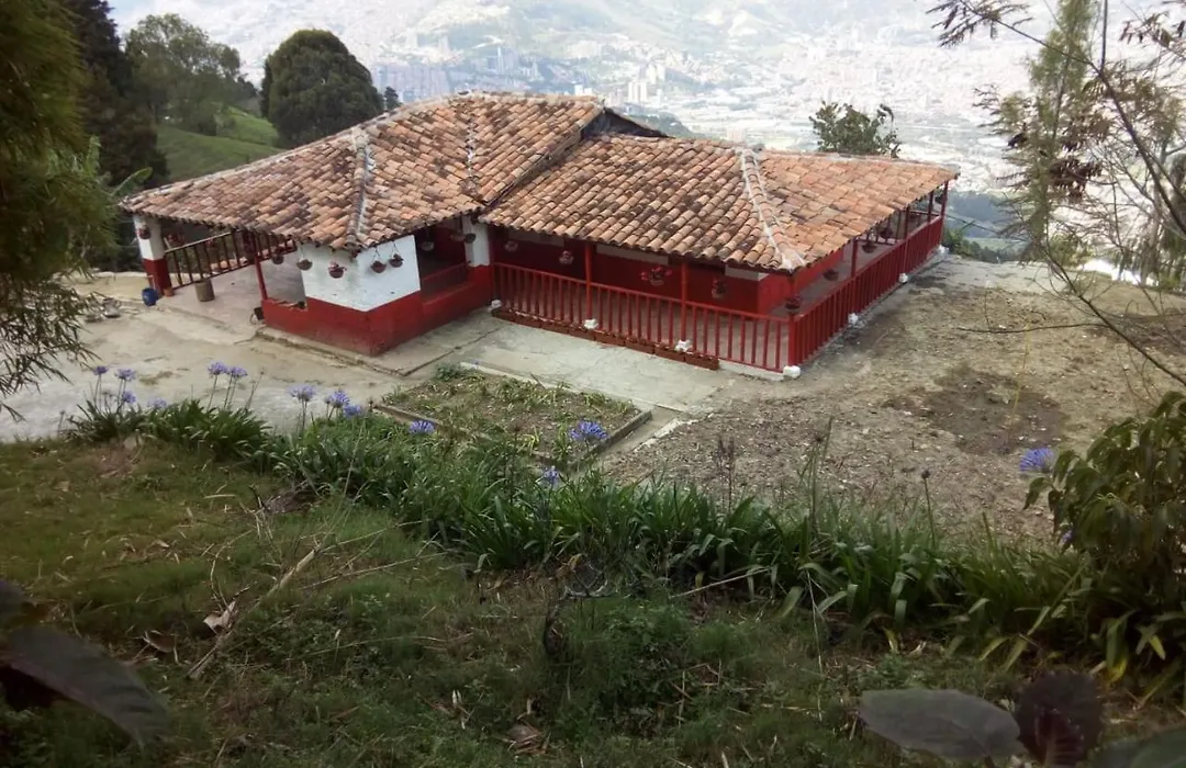 Glamping Spa & Coffee Tour-1