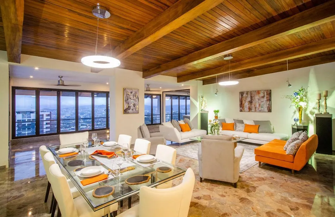 Il Vento Vacation Rentals-1