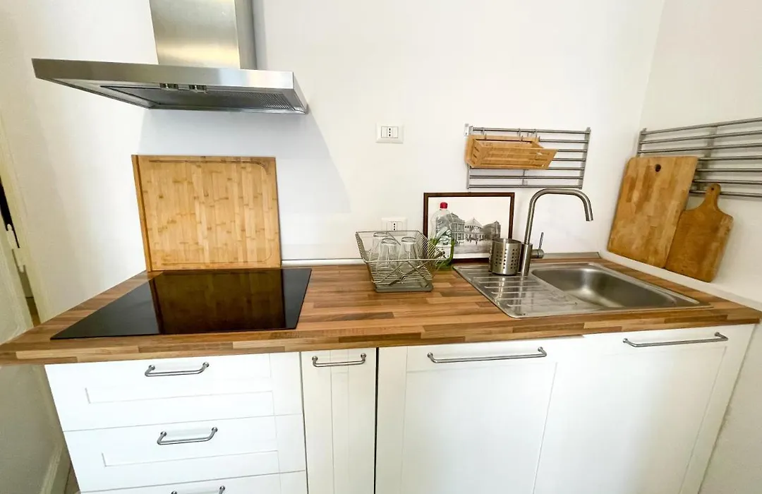Cairoli Boutique Apartment-1
