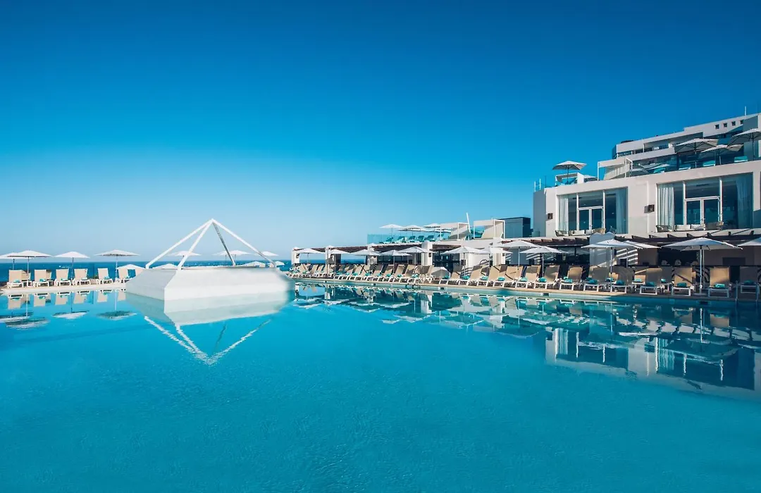Iberostar Waves Bouganville Playa-1