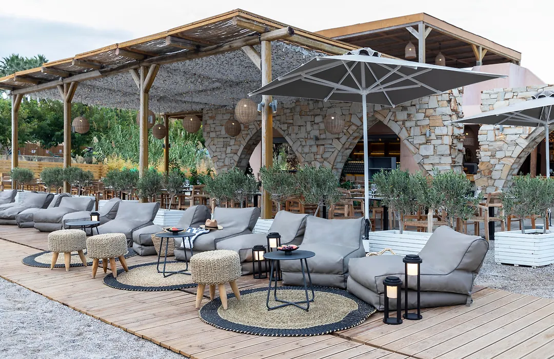 Eden Roc Resort-1