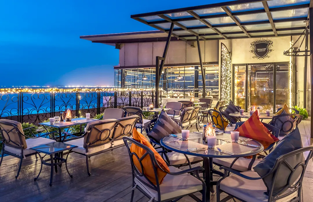Pattaya Modus Beachfront Resort-1