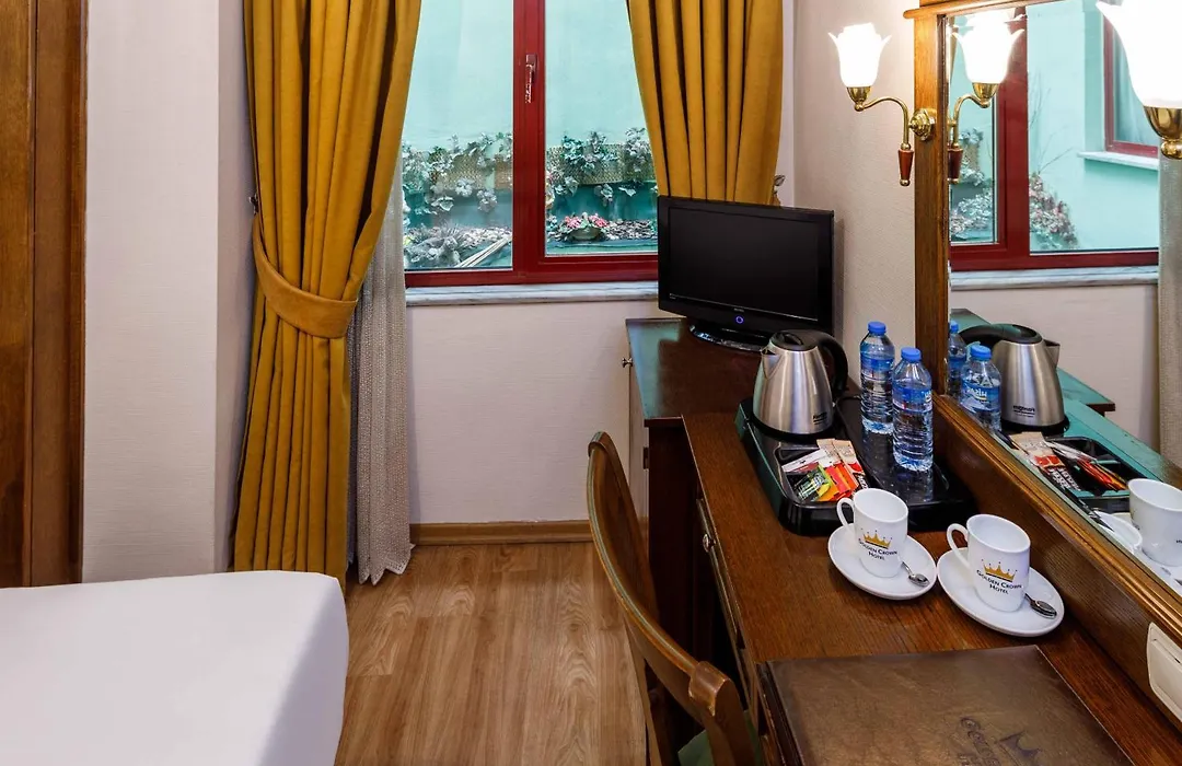 Golden Crown Hotel-1