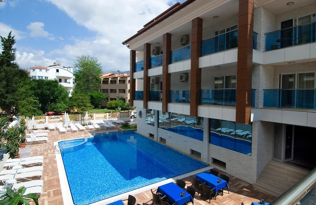 Supreme Hotel-1