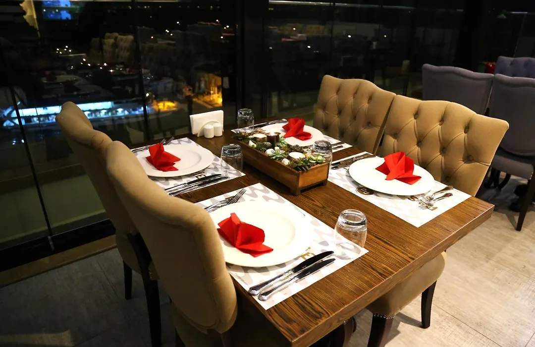 Pasaport Pier Hotel-1