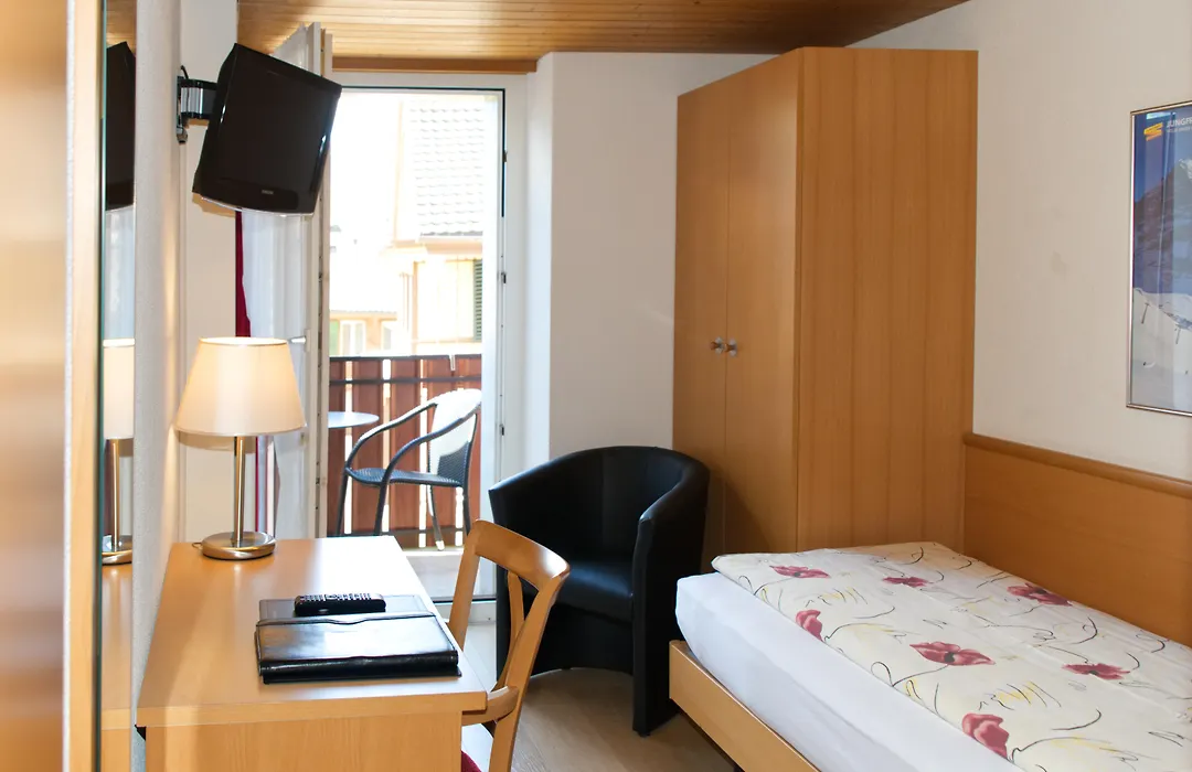 Hotel Roessli-1
