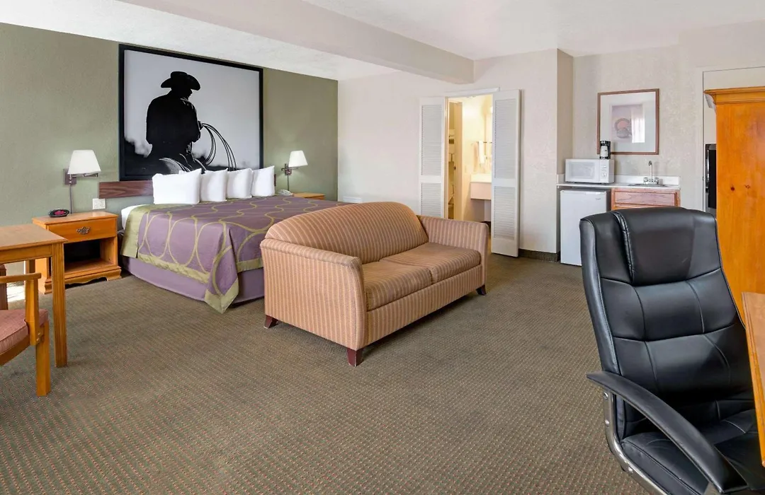 Super 8 By Wyndham El Paso Airport-1