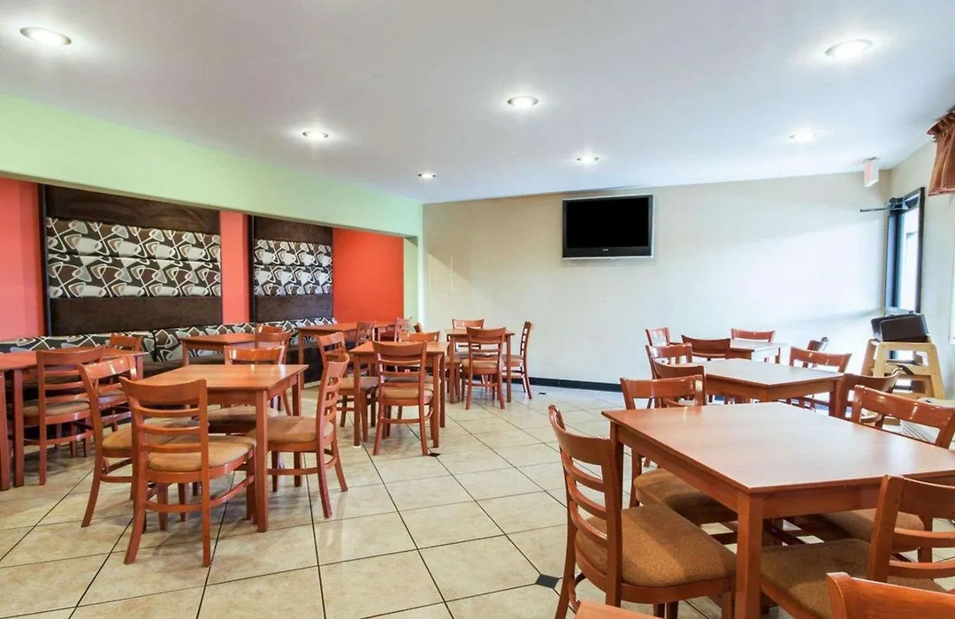 Quality Inn Airport El Paso East-1