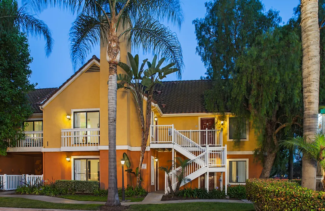 Clementine Hotel & Suites Anaheim-1
