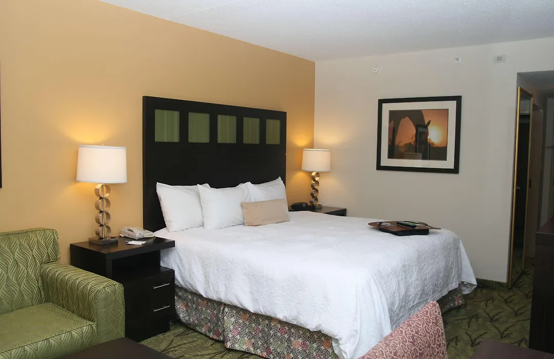 Hampton Inn & Suites Tulsa-Woodland Hills-1