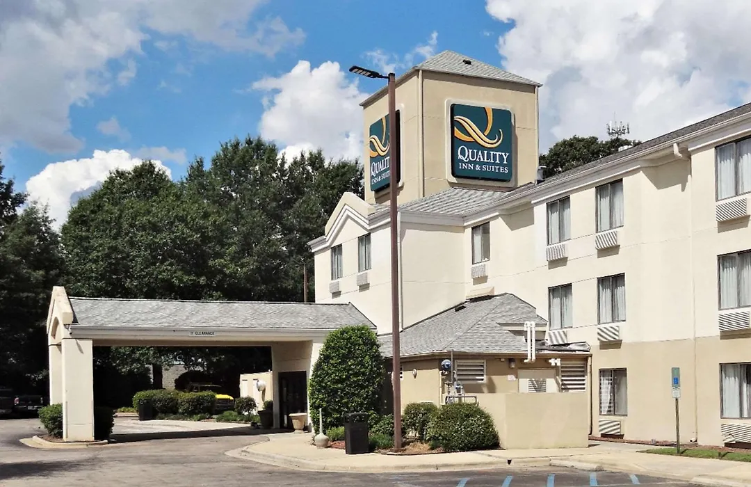 Quality Inn & Suites Raleigh North-1