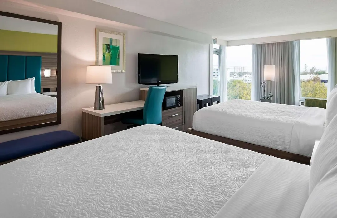 Best Western Plus Oceanside Inn-1