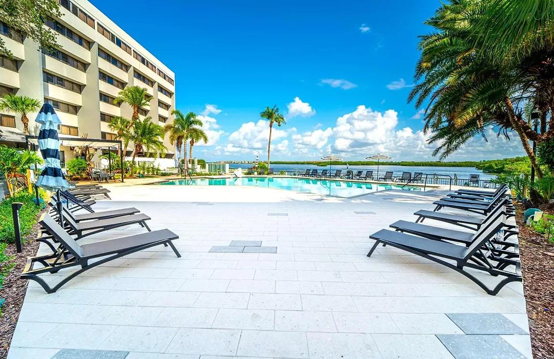 Doubletree By Hilton Tampa Rocky Point Waterfront-1