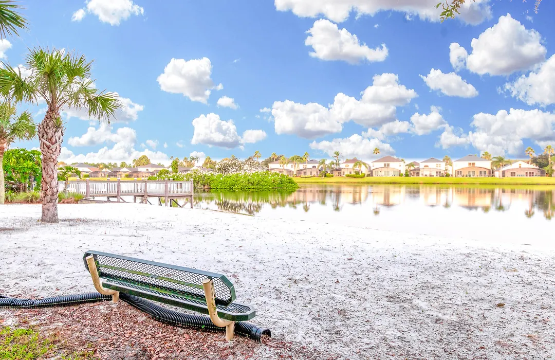 Berkley Lake Townhomes-1