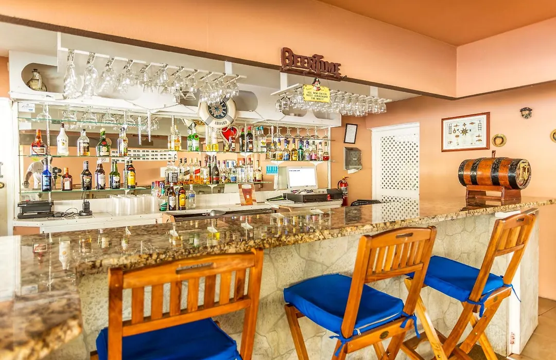 Pirate'S Inn-1