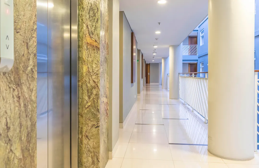 Primebiz Hotel Kuta-1