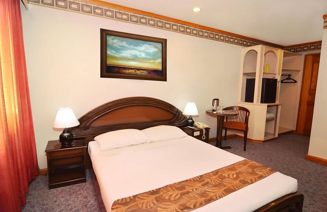 Holiday Plaza Hotel Cebu-1
