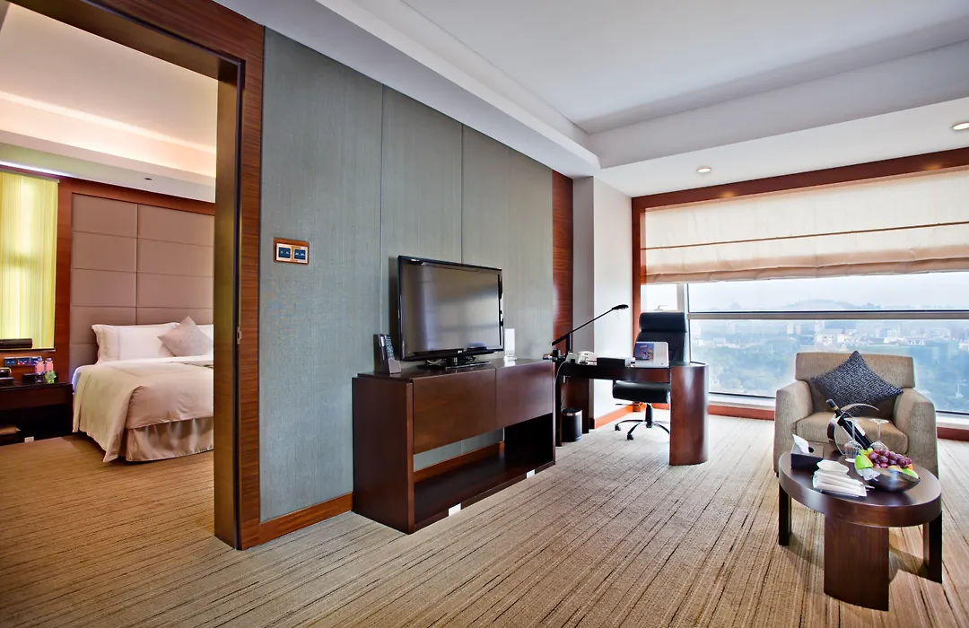 Grand Skylight International Hotel Shenzhen Guanlan, Near Metro Station, Huawei, Foxcnn, Shenzhen North Railway-1