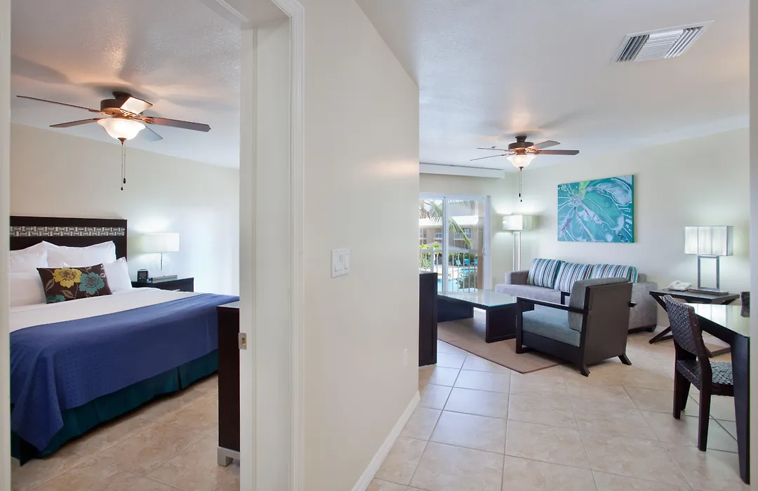 Holiday Inn Resort Grand Cayman By Ihg (Adults Only)-1