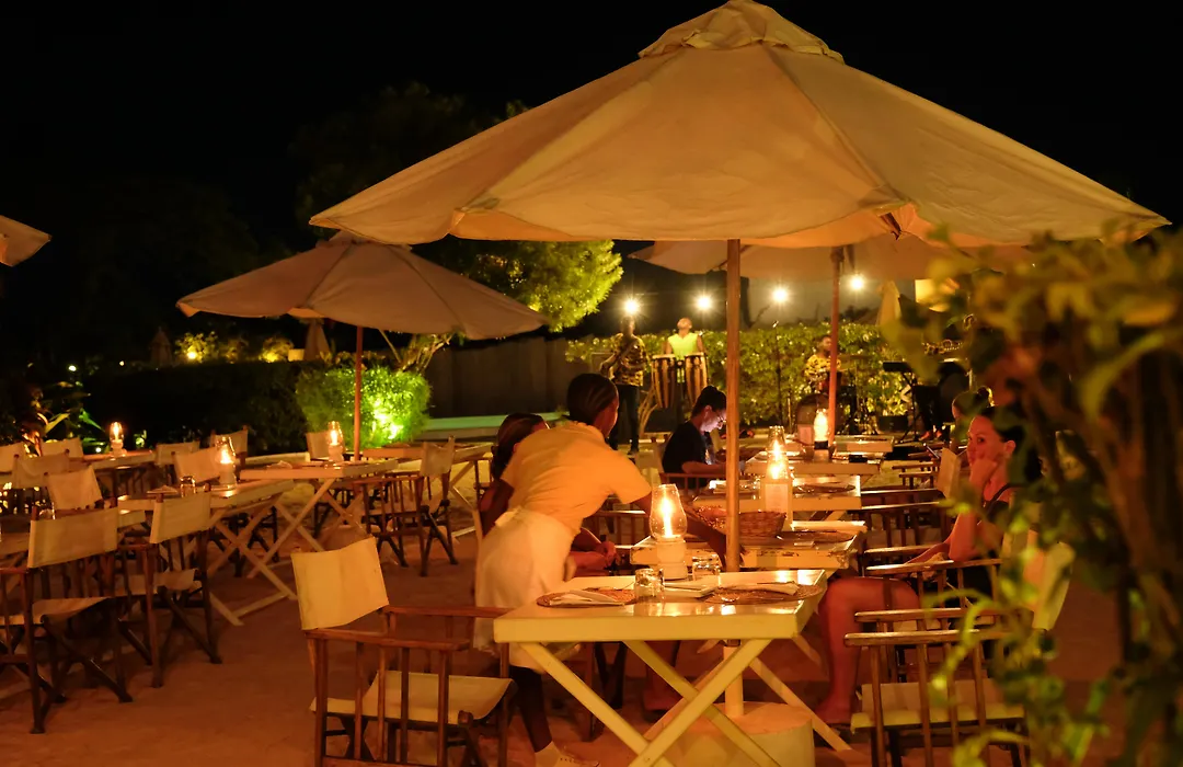 Dhow Inn Boutique Hotel-1