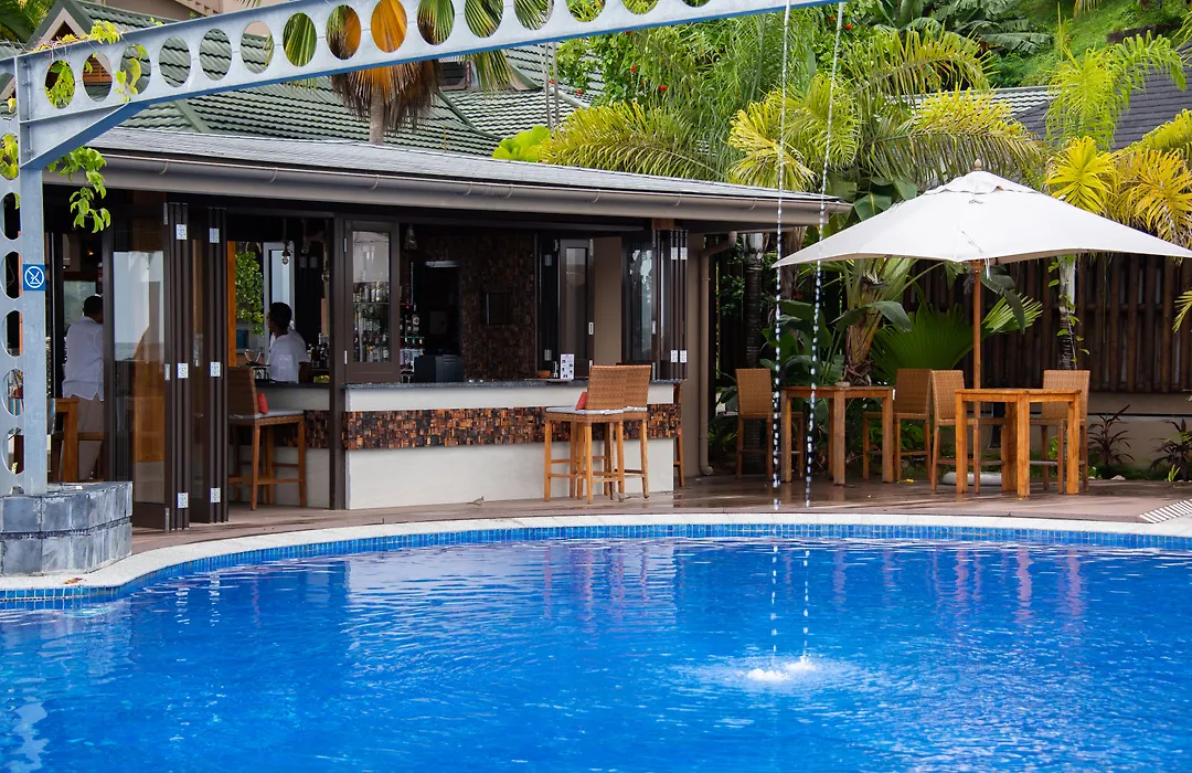 Coco De Mer Hotel And Black Parrot Suites-1