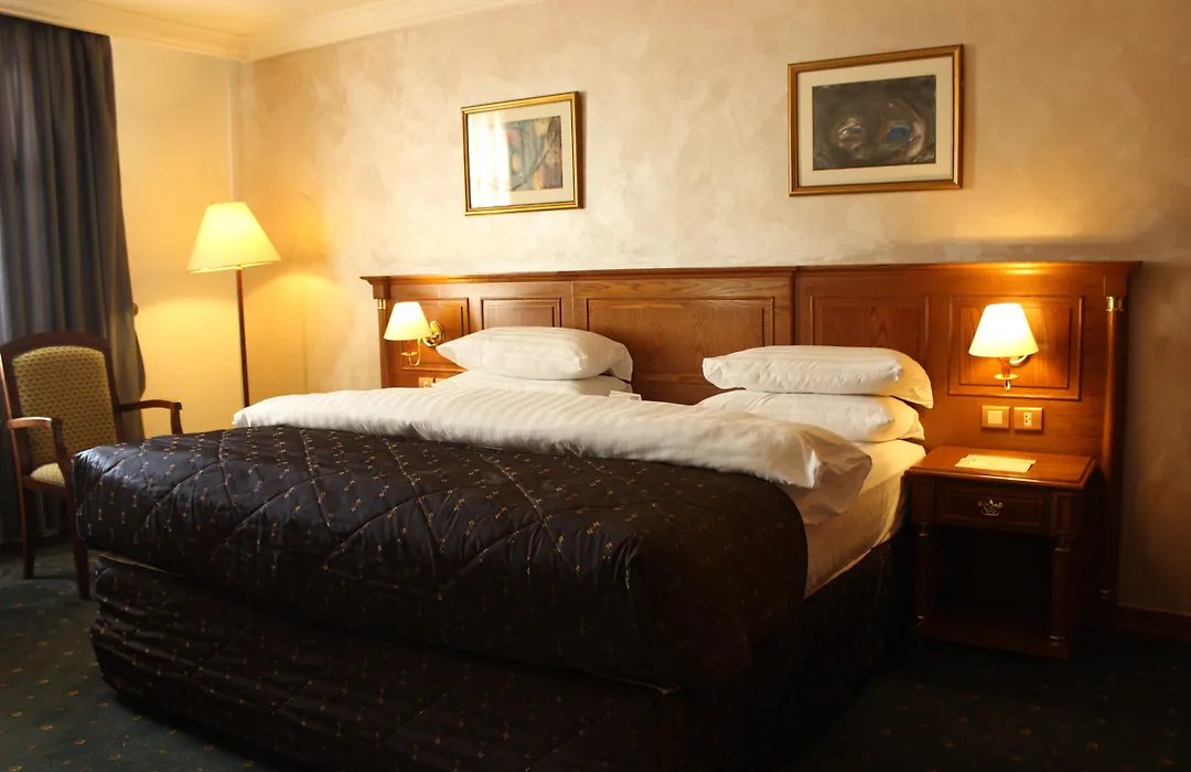Bristol Hotel-1