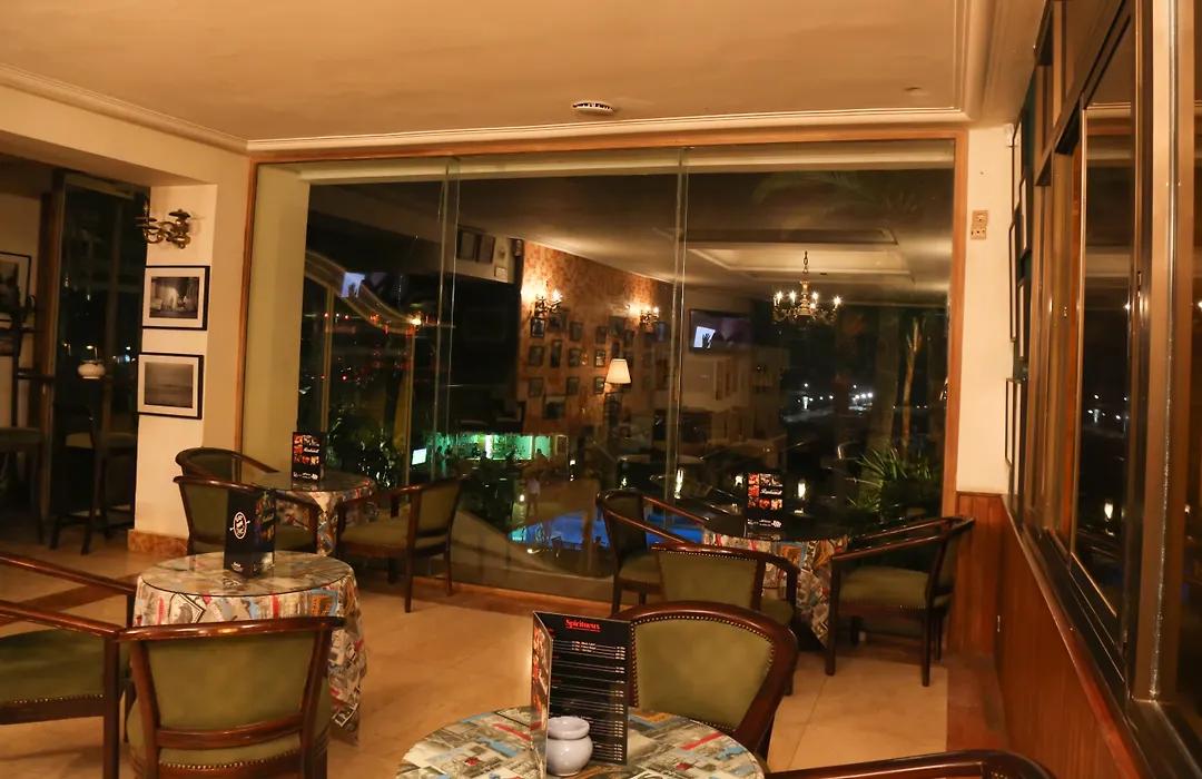 Hotel Rembrandt-1