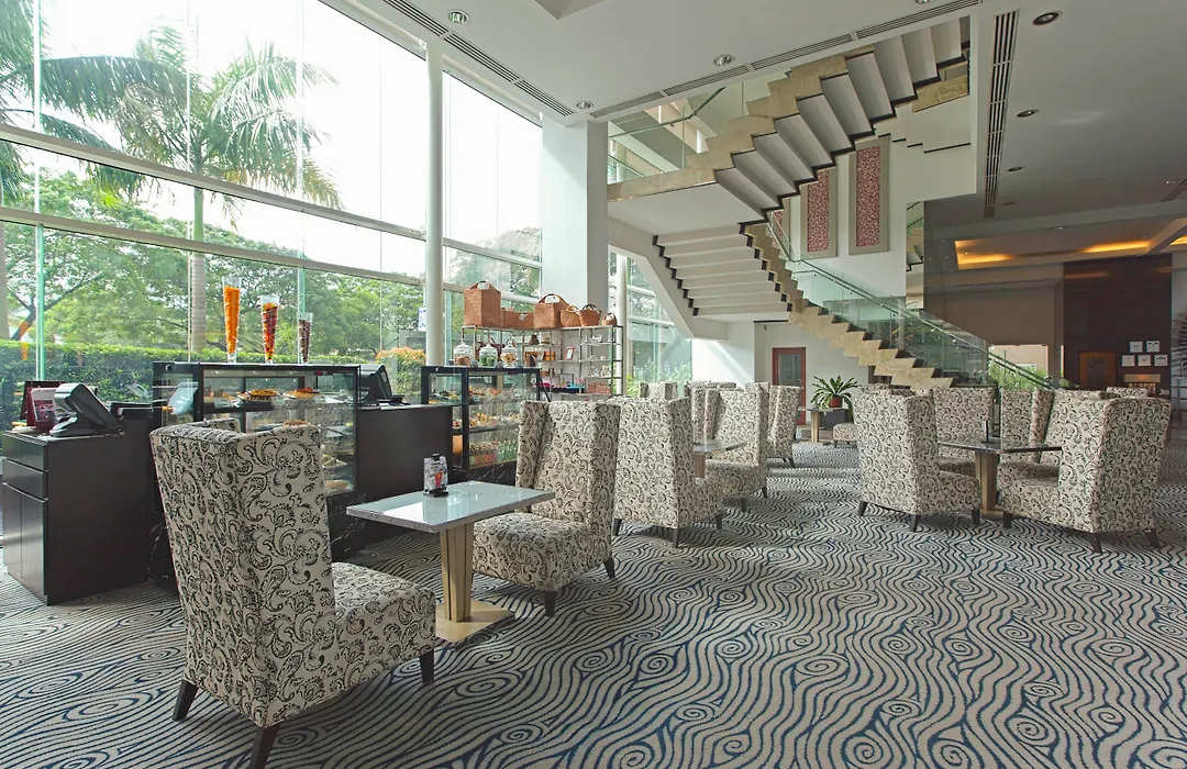 Acacia Hotel Manila-1