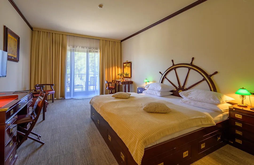 Boutique Hotel Nautica - Spa & Wellness, Free Parking, Pet Friendly-1