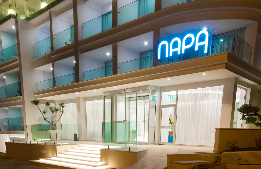 Hotel Napa Suites (Adults Only)-1