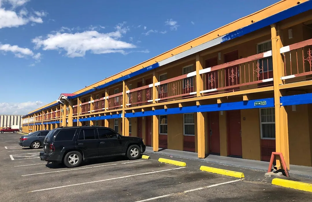 Americas Best Value Inn Denver-1
