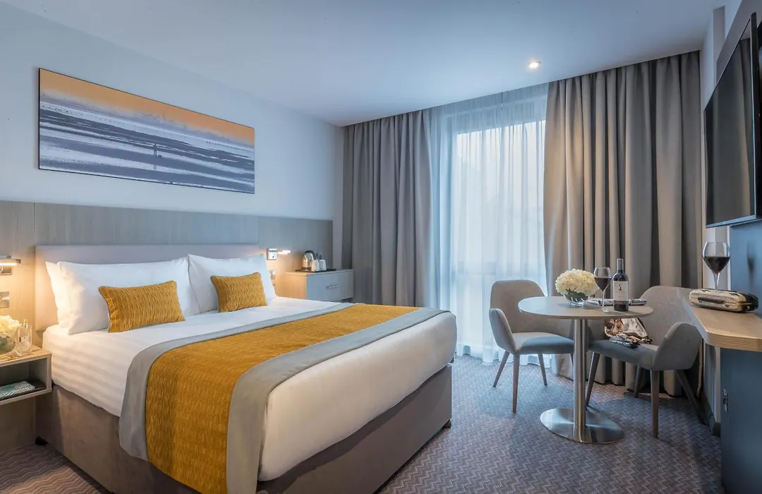 Maldron Hotel Belfast City-1