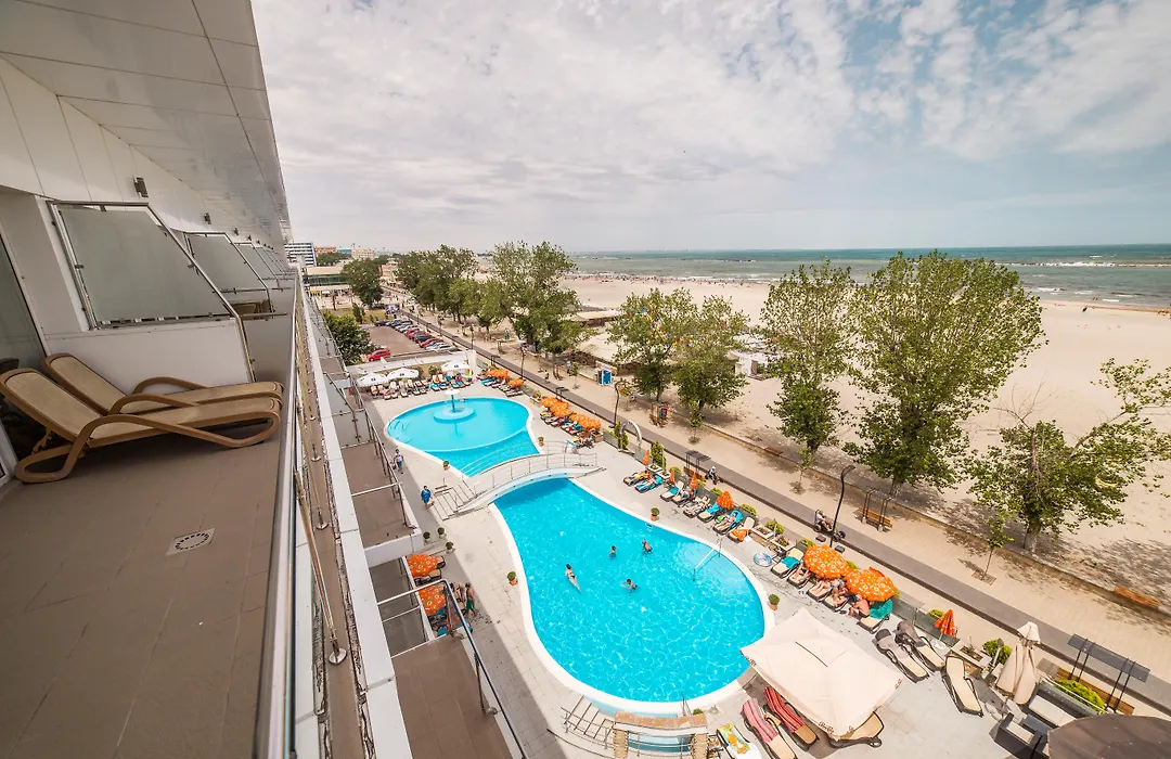 Bavaria Blu Hotel And Conference Centre-1