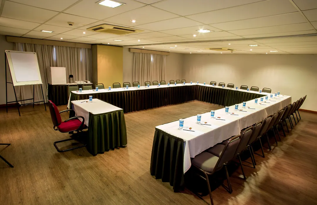 Hotel Golden Park Campinas Viracopos By Nacional Inn-1