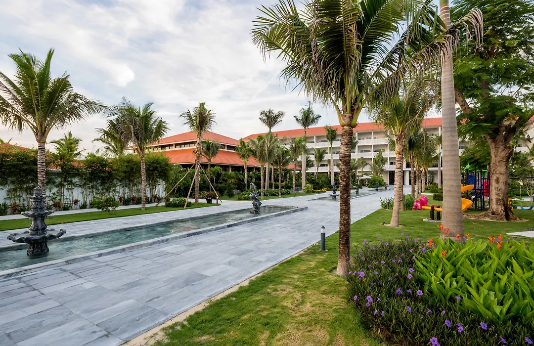 Grandvrio Ocean Resort Danang-1