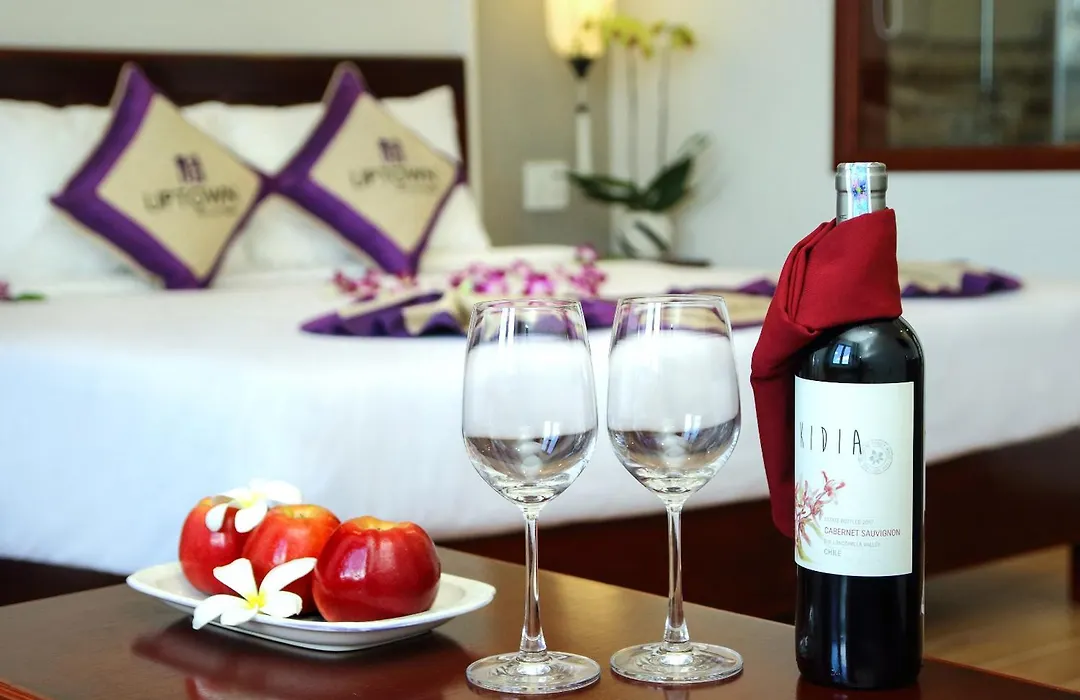 Uptown Hoi An Hotel & Spa-1