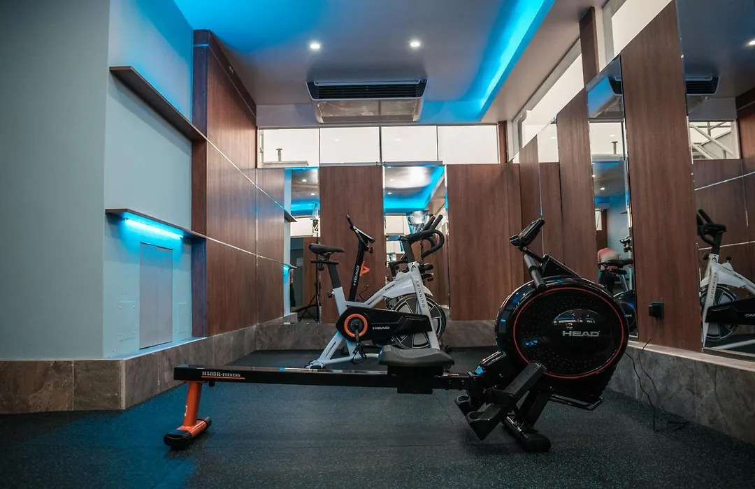 Lyz Business Hotel-1