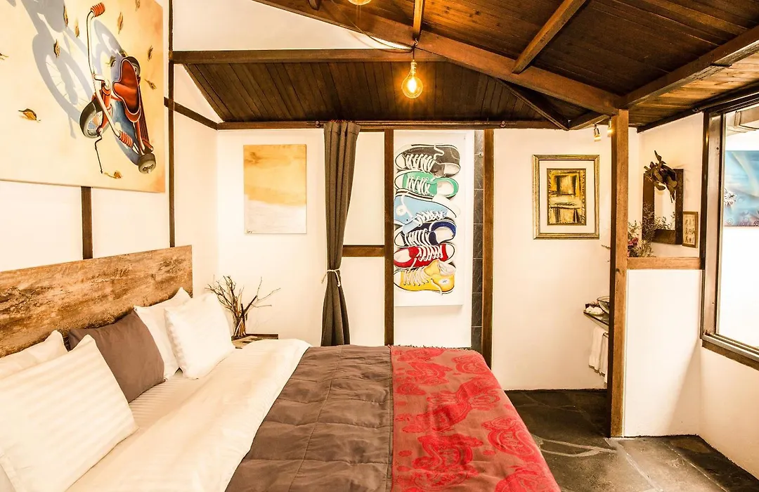La Colina Hotel Cottage-1