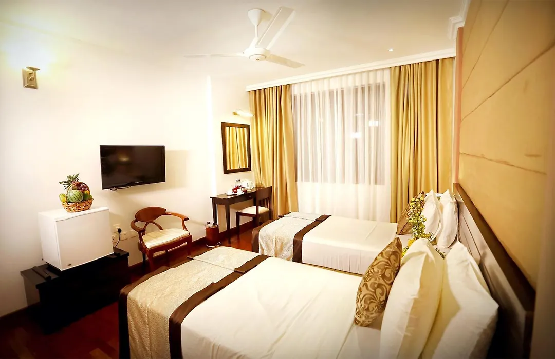 Kandy City Hotel By Earl'S-1