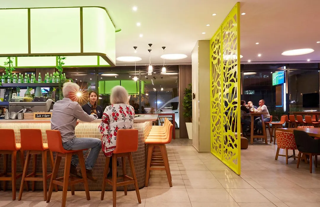 Holiday Inn Express Sydney Macquarie Park By Ihg-1