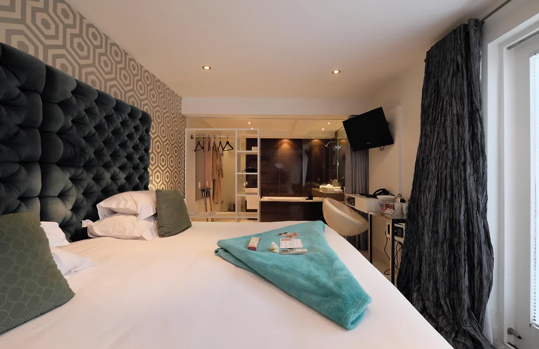 Zest Boutique Hotel By The Living Journey Collection-1