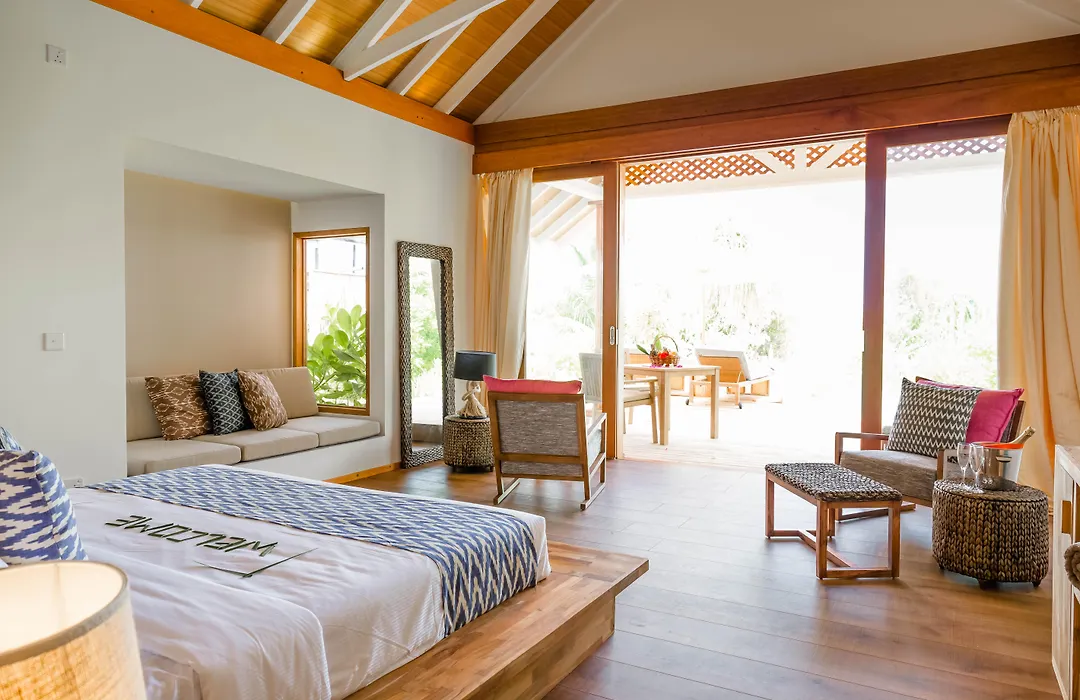 Kudafushi Resort & Spa-1