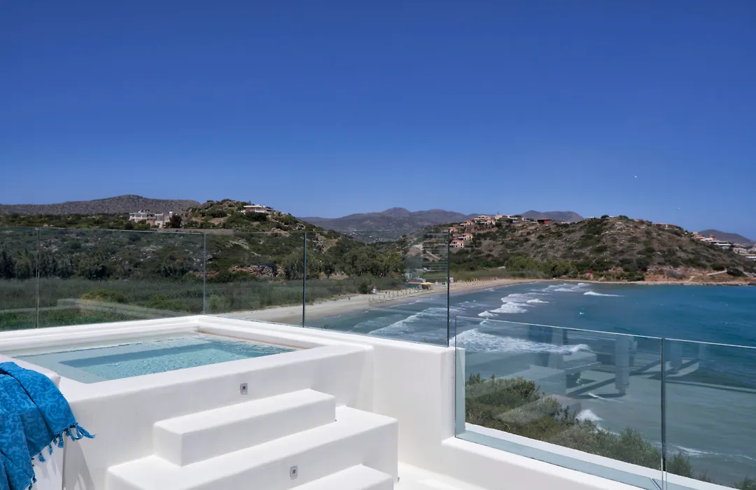 The Island Concept Luxury Boutique Hotel Heated Pool-1