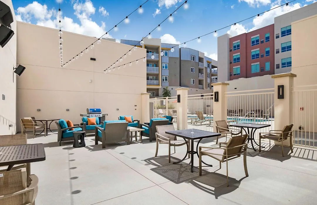 Hyatt House La - University Medical Center-1
