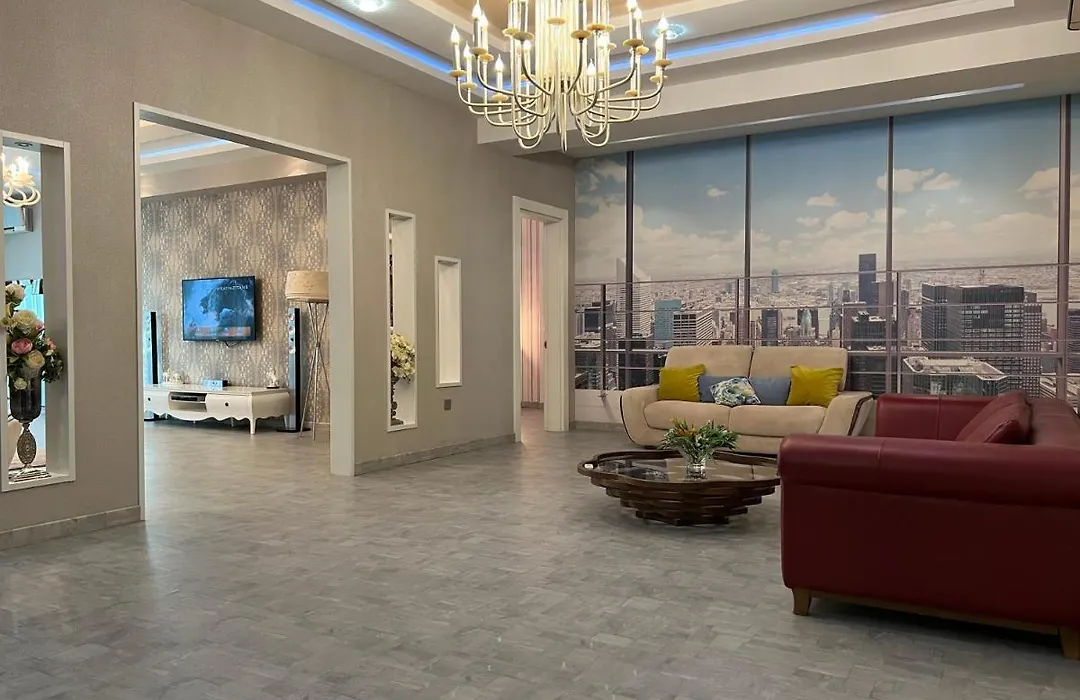 Megafun Luxury Family Apartment-1