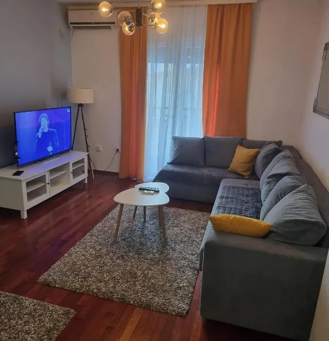 5 Star Apartment-1