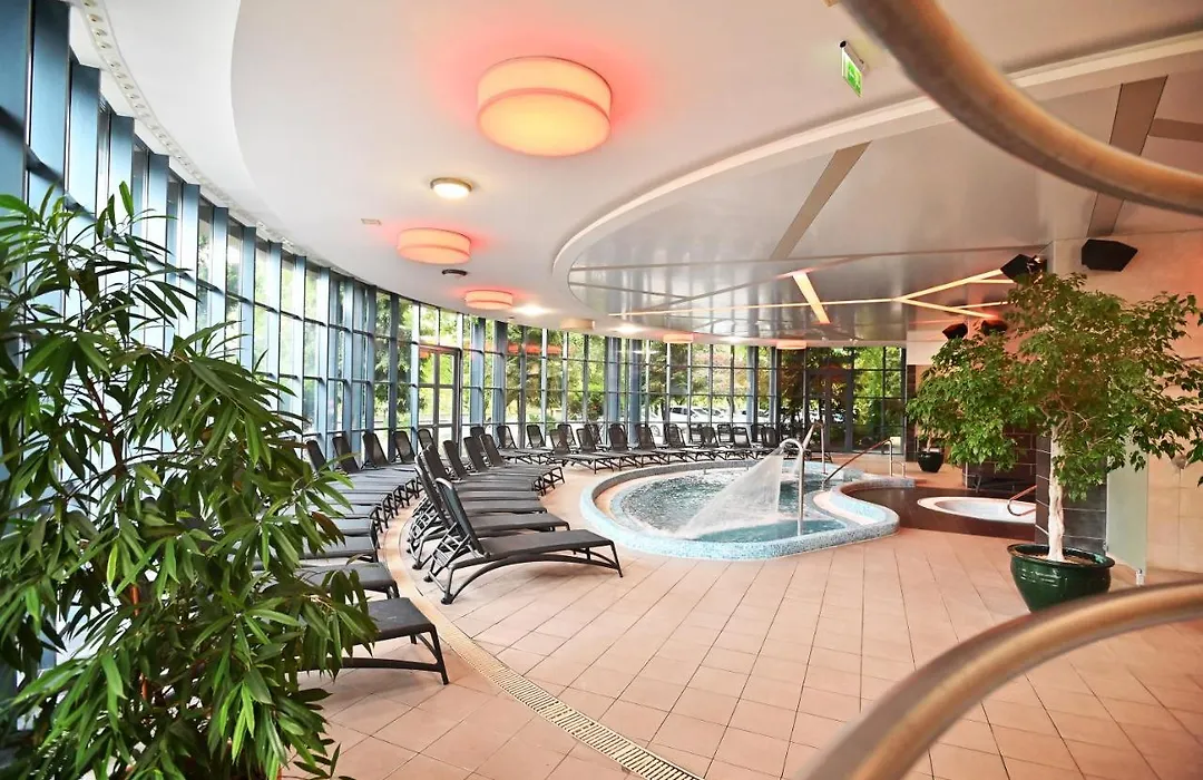 Hotel Eger & Park-1