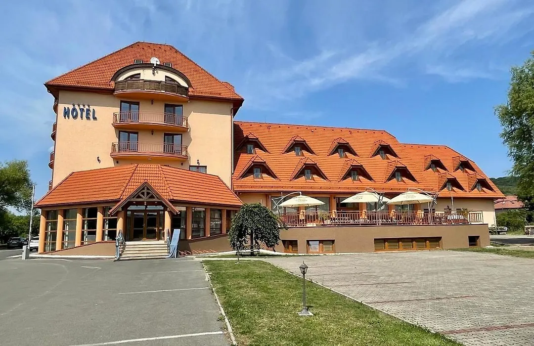 Hotel Ondava-1