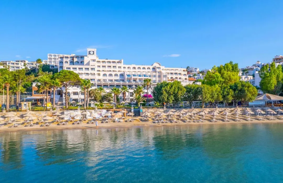 Azka Otel-1