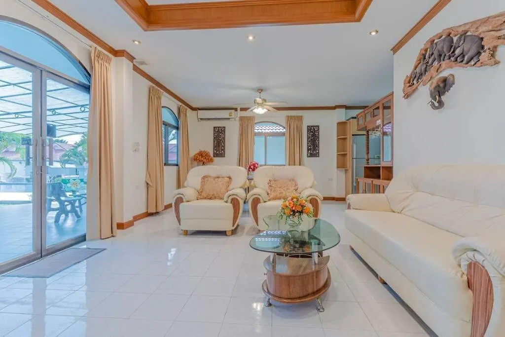 Resort 3-2Br Huge Pool, Bbq, 300M-Beach, 8 Mins To Walking Street-1